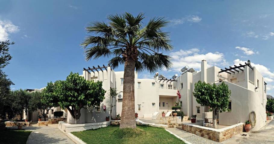 Apartahotel para 2 personas, con jardín y terraza en Creta