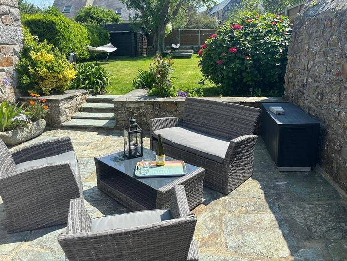 Location de vacances pour 3 personnes, avec jardin et vue à Les Pieux