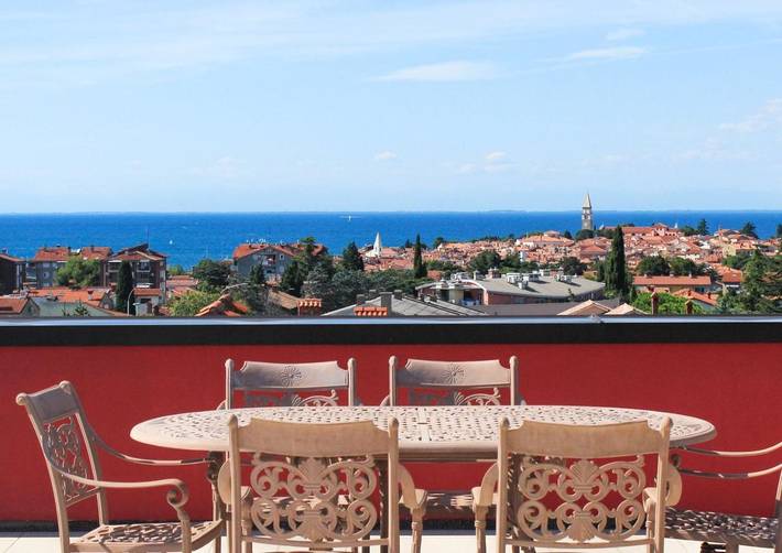 Apartament wakacyjny dla 5 osób, z widok i ogród w Izola