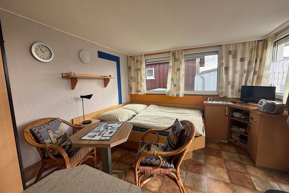 Appartement entier, 1 room apartment - Holiday home Boddenblick in Neuendorf Hiddensee Island, Hiddensee