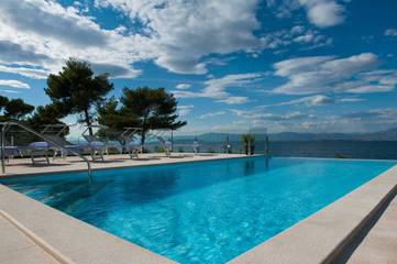Villa for 8 People in Sutivan, Brac, Photo 2