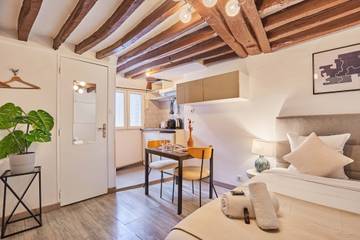 Gîte pour 2 personnes, adapté aux familles dans Musée Grévin