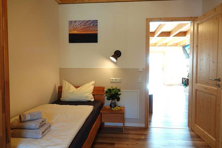 Ferienwohnung für 4 Personen, mit Terrasse in Kitzingen - 3