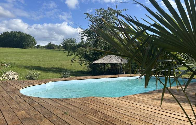 Maison d’hôte pour 5 personnes, avec jardin ainsi que vue et piscine à Anthé - 4