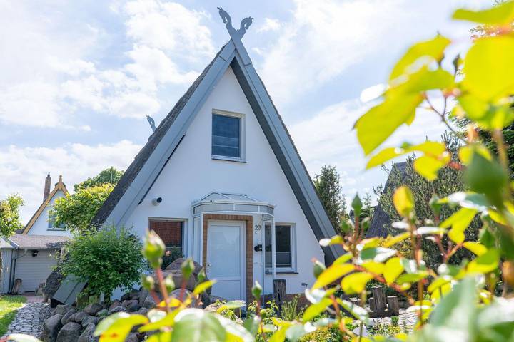 Ferienhaus für 3 Personen, mit Terrasse und Garten - 1