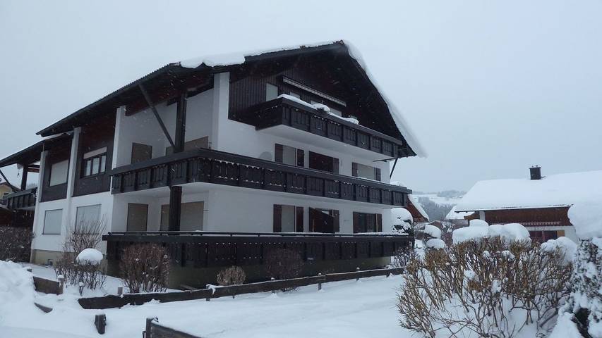 Ferienwohnung für 5 Personen, mit Garten und Sauna in Wertach