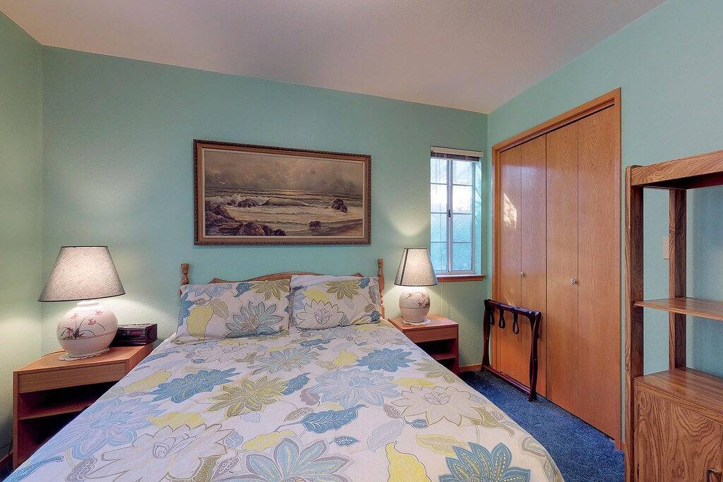 Klassisch charmantes familienfreundliches Haus mit bester Lage und großer Terrasse in Shaver Lake, Kings Canyon Nationalpark