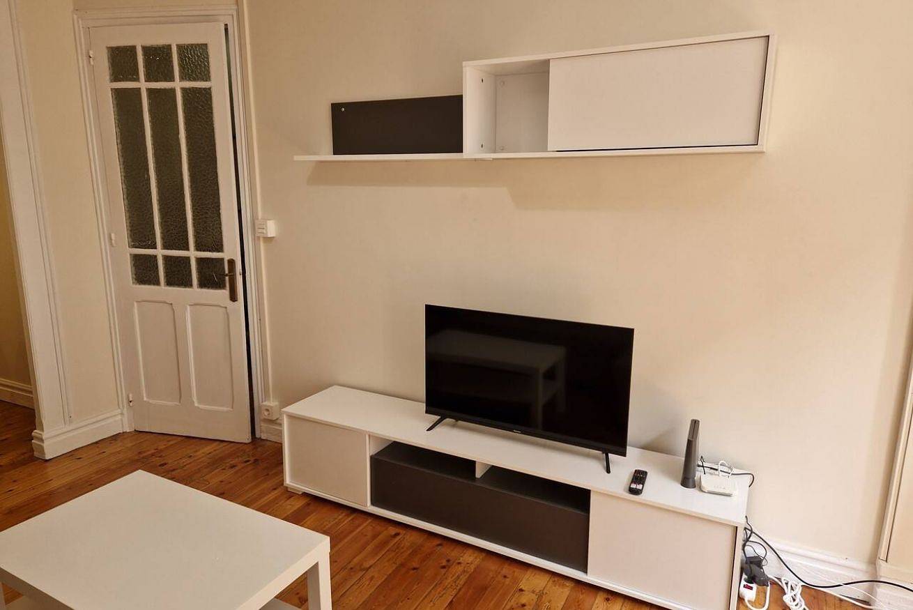 Apartamento entero, 135B2 Precioso Apartamento en Playa in Distrito Centro (Gijón), Gijón