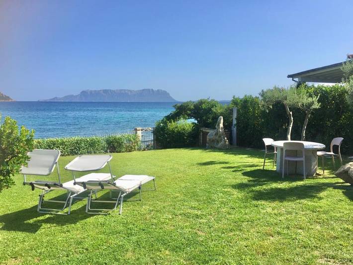 Villa per 5 persone, con panorama e terrazza in Golfo Aranci