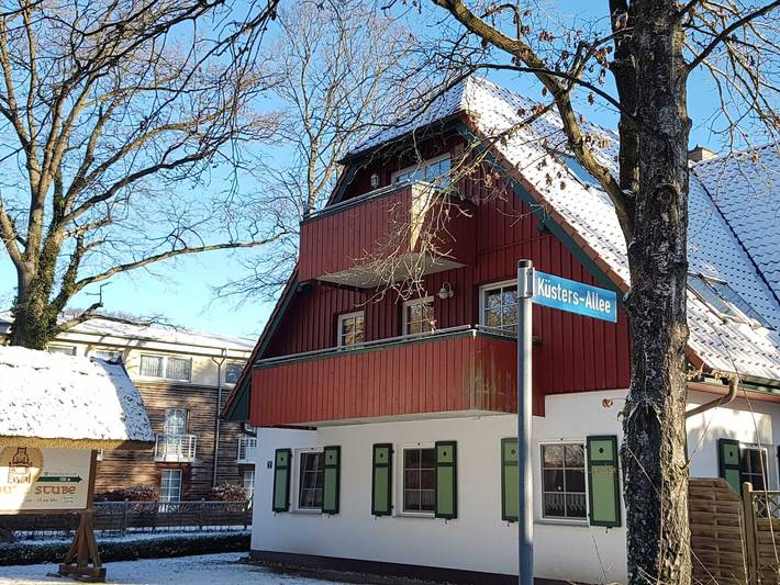 Ferienwohnung für 2 Personen, mit Balkon und Sauna, mit Haustier in Born am Darß