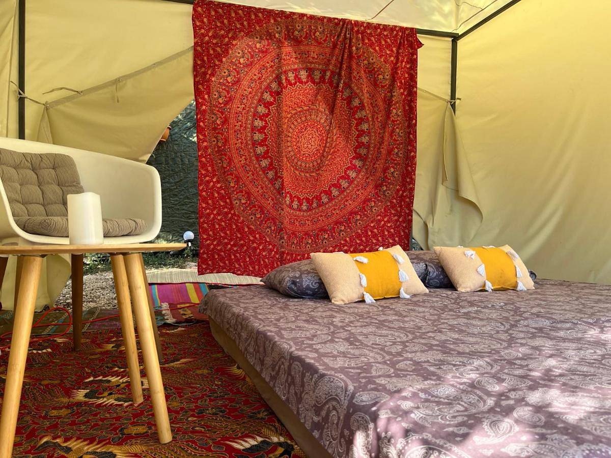 Pestorici - camp in Zelenika-Kuti, Bay of Kotor
