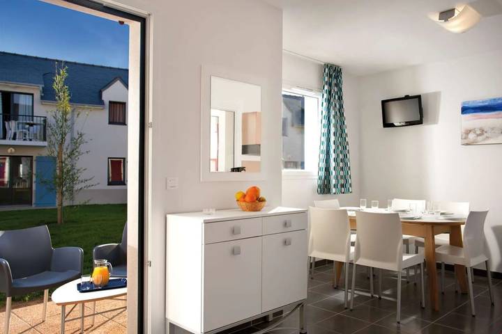 Location de vacances pour 8 personnes, avec balcon/terrasse ainsi que sauna et piscine à Quéven - 2