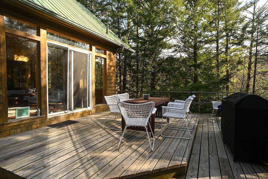Beautiful Cedar Chalet Overlooking Jay Branch in Jay Peak