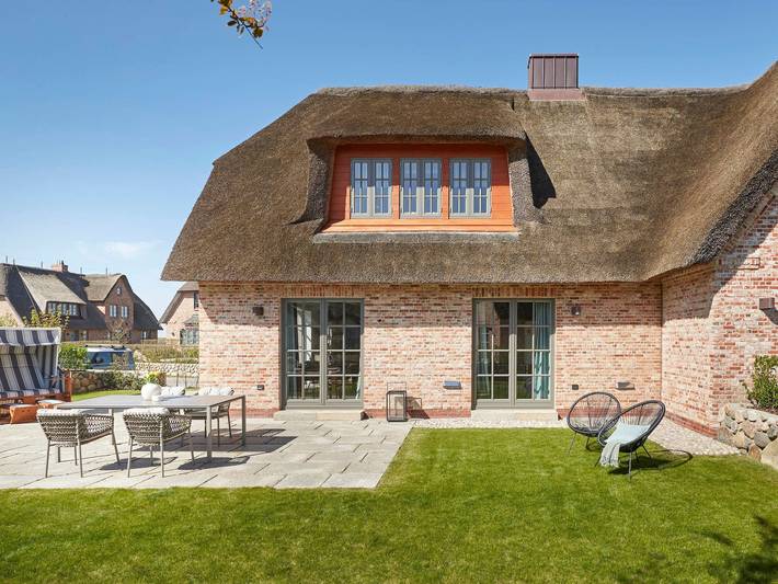 Ferienhaus für 4 Personen, mit Garten und Terrasse in Oldsum - 2