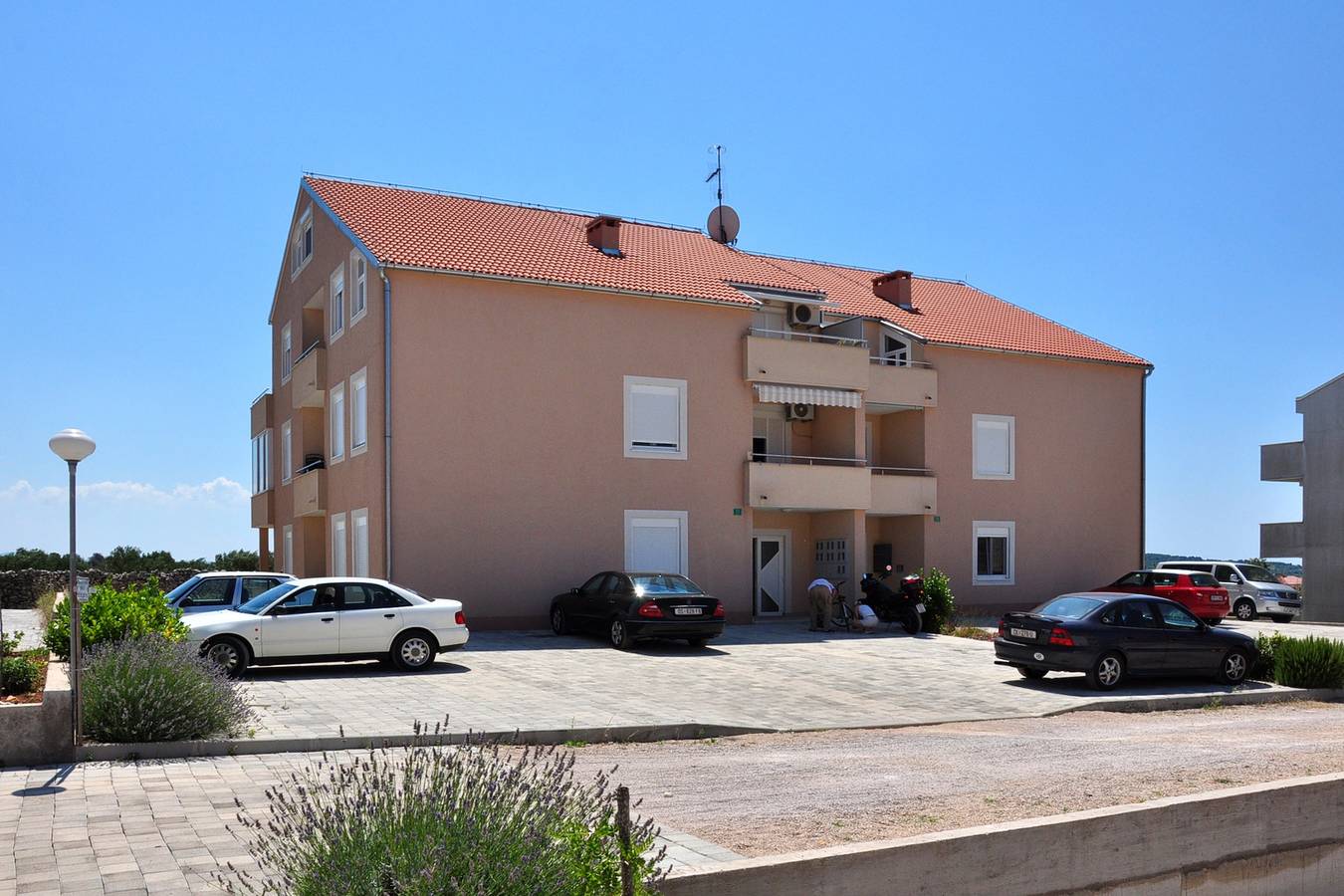 Ganze Wohnung, 2-Zimmer-Ferienwohnung mit Terrasse Vodice -b in Vodice, Šibenik-Knin
