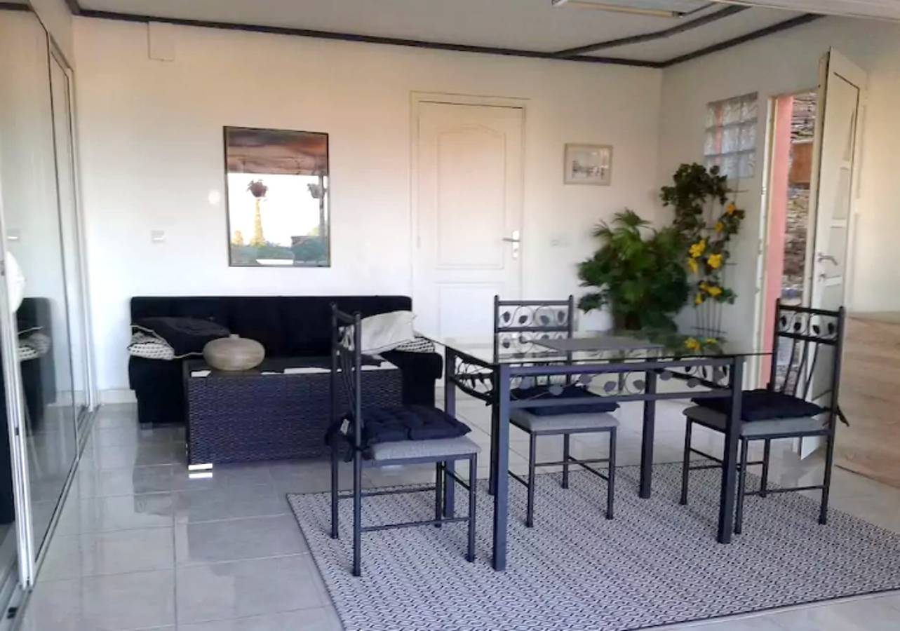 Gehele studio, Charmante studio met zeezicht in Collioure in La Côte Vermeille, Collioure