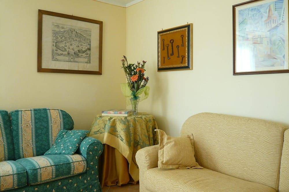 Ein großes Ferienhaus mit Pool in der Toskana an der Grenze zu Umbrien in Anghiari, Valtiberina