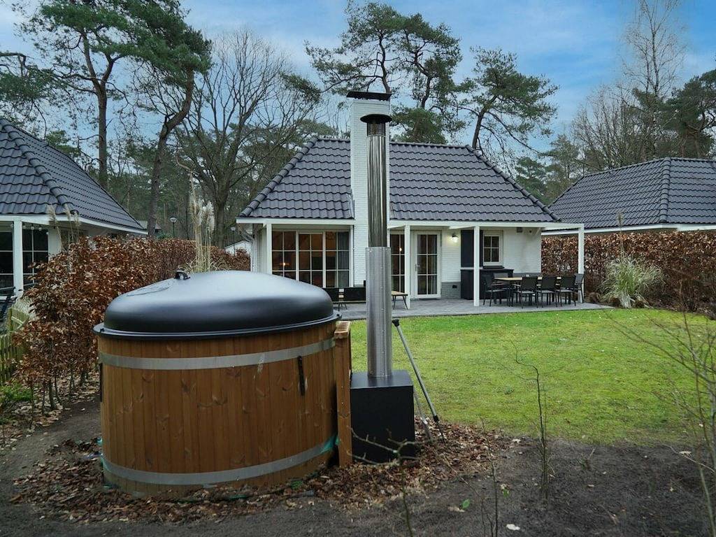 Villa per 8 persone con idromassaggio in Beekbergen, Veluwe
