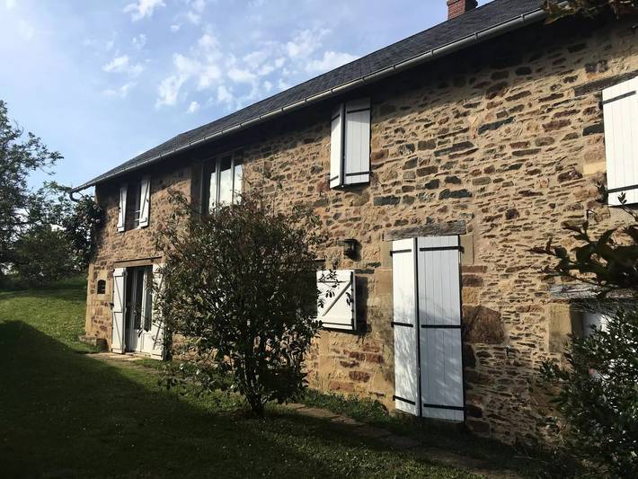 Location de vacances pour 6 personnes, avec jardin à Beynat - 3