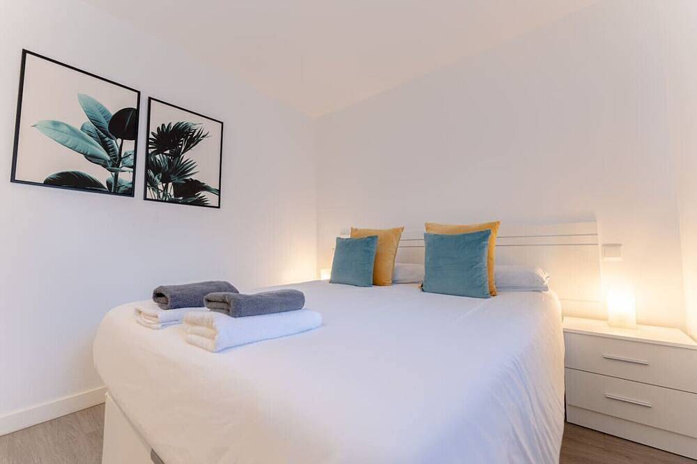 Entire apartment, Luminoso apartamento | estilo escandinavo| central in Santander, Cantabrian Coast