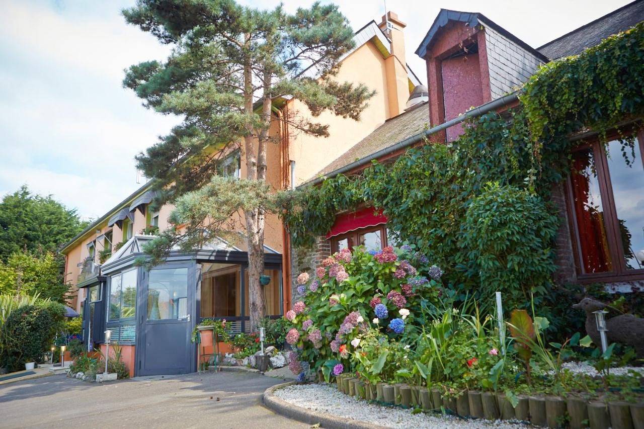Le Clos Champel Hôtel Restaurant Logis in Cesson-Sévigné, Région de Rennes