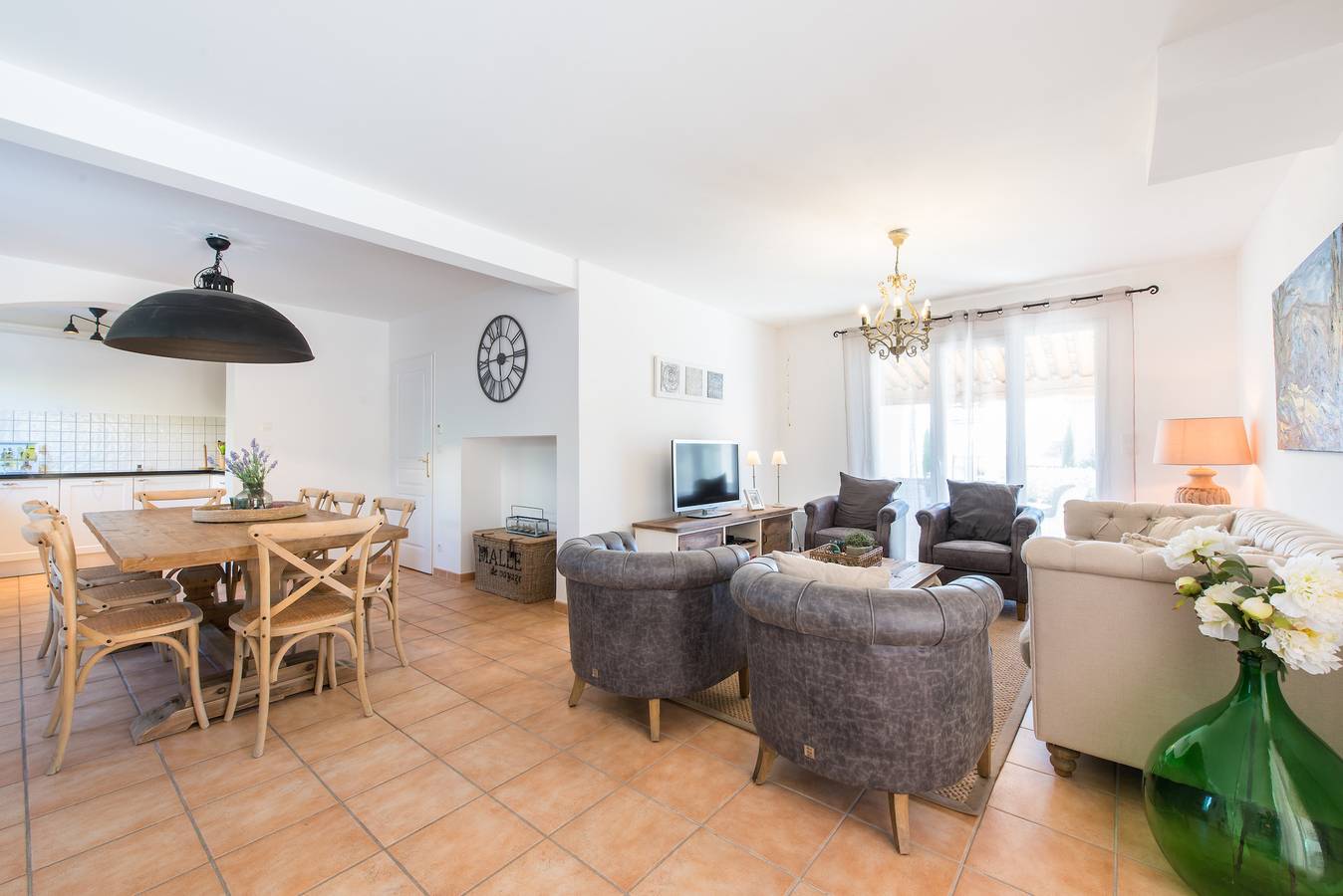 Gîte pour 8 personnes avec piscine in Saumane-de-Vaucluse, Vaucluse