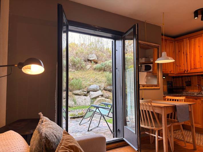 Gîte pour 4 personnes, avec jardin, animaux acceptés dans Vallee De Boi - 3