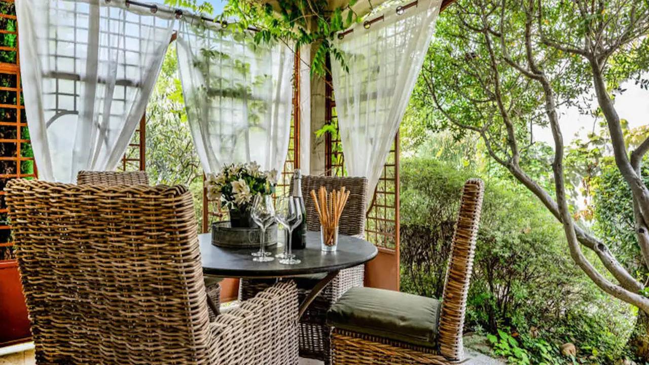 Entire holiday apartment, Ferienwohnung für 4 Personen (56 m²) in Commune d'Oppède in Oppède, Parc naturel régional du Luberon