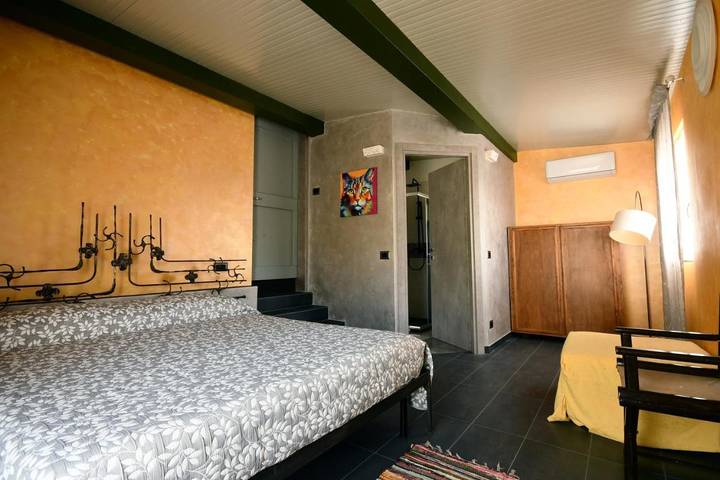 Location de vacances pour 2 personnes, avec vue ainsi que balcon et jardin à Leivi - 3