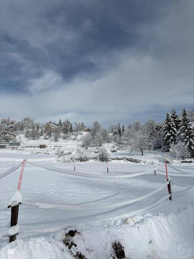 Gîte pour 12 personnes, avec jardin ainsi que sauna et vue à Roubion - 4