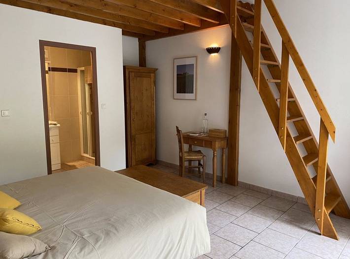 Chambre d’hôte pour 5 personnes, avec jacuzzi ainsi que sauna et jardin, animaux acceptés en Champagne-Ardenne - 4