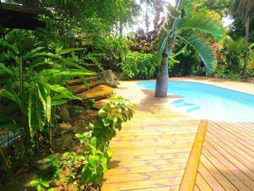 Gîte pour 2 personnes, avec piscine et jardin à Deshaies