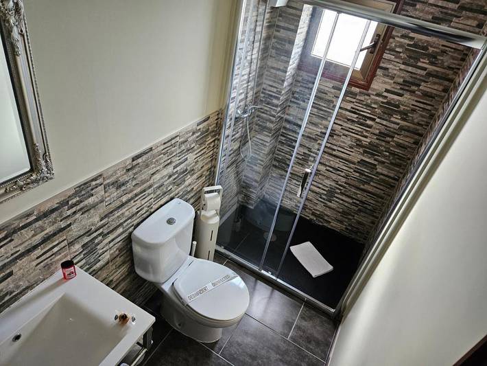 Gîte pour 2 personnes, avec terrasse et vue, animaux acceptés à Cala Bona - 4