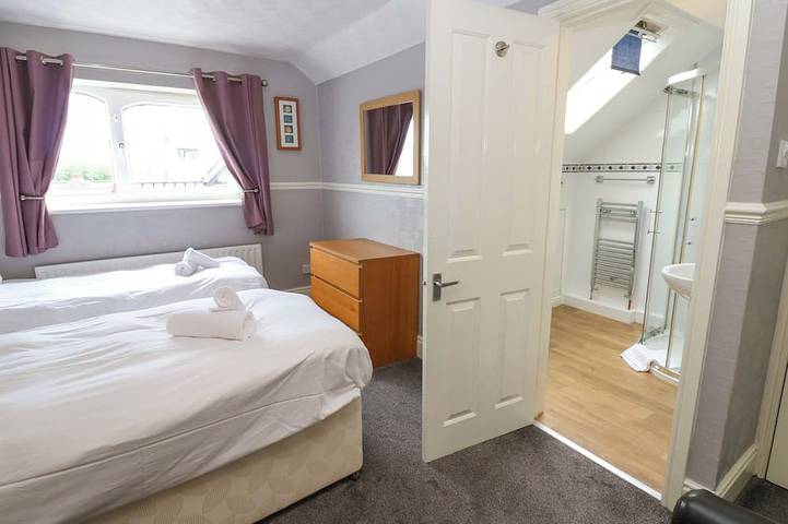 Fern Lee, pet friendly, with hot tub in Carlisle in Carlisle, Cumbria