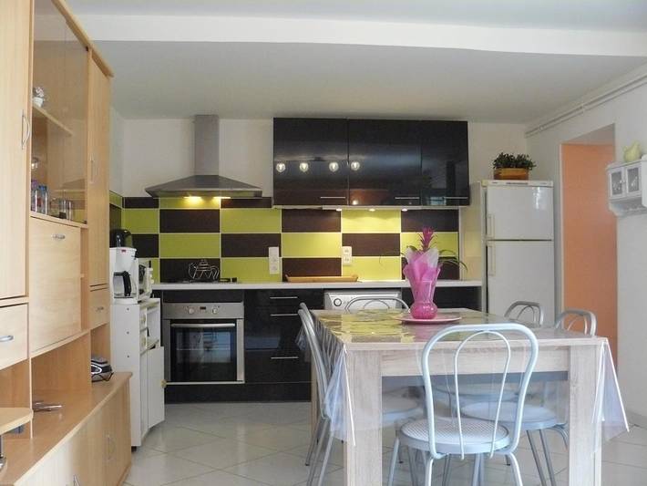 Gîte pour 4 personnes avec jardin in Dole, Jura