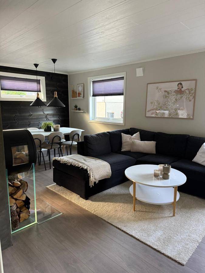 Villa für 8 Personen, mit Balkon und Terrasse in Tromsø