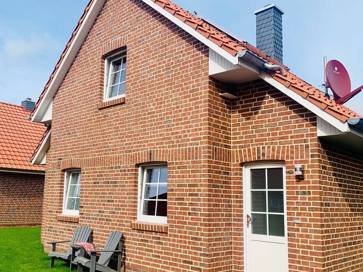 Ferienhaus für 6 Personen, mit Terrasse und Garten sowie Sauna, kinderfreundlich in Greetsiel