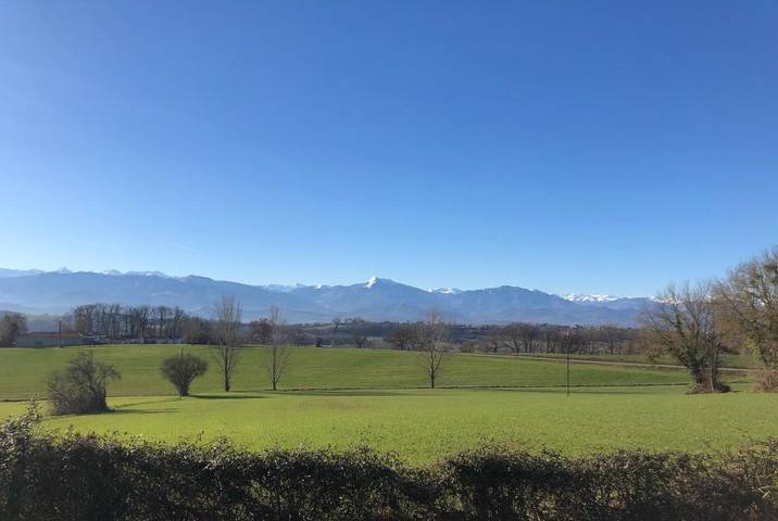 Location de vacances pour 3 personnes, avec jardin ainsi que vue et piscine dans Sepx - 3