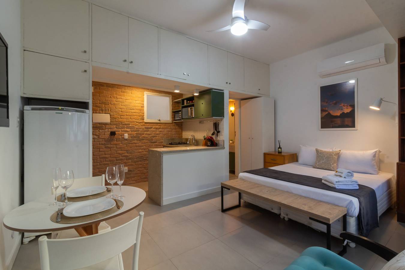 Entire studio, 3 minutes from Ipanema beach | Jn202 in Ipanema, Rio de Janeiro