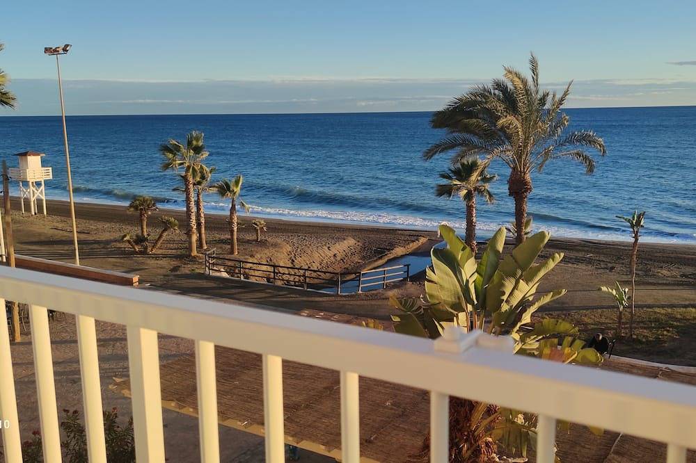Geheel appartement, Rincon De La Victoria: appartement aan het strand in Rincon de la Victoria in Playa de Rincón de la Victoria, Rincón de la Victoria