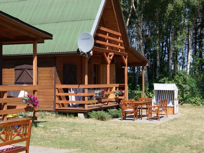 Dom dla 4 osób, z Balkon i Taras oraz Ogród i Widok na jezioro w Sarbinowo