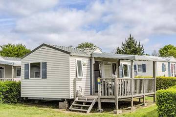 Camping für 4 Personen, mit Terrasse in Bénodet
