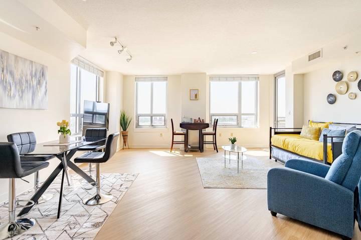 Vacation rental for 6 people, with pool and yard as well as lake view, kid friendly in Maryland