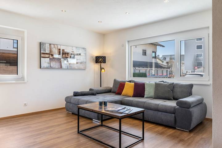 Geheel appartement, Appartement 'Winder 1' met bergzicht en wifi in Lustenau, Bodensee-Vorarlberg