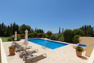 Villa for 10 People in Aphrodite Hills, South Cyprus, Photo 2