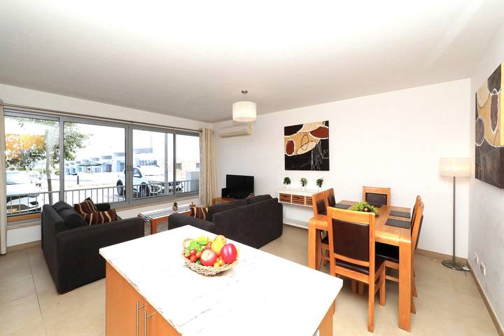 Gîte pour 5 personnes, avec jardin ainsi que piscine et balcon à Fuseta - 2