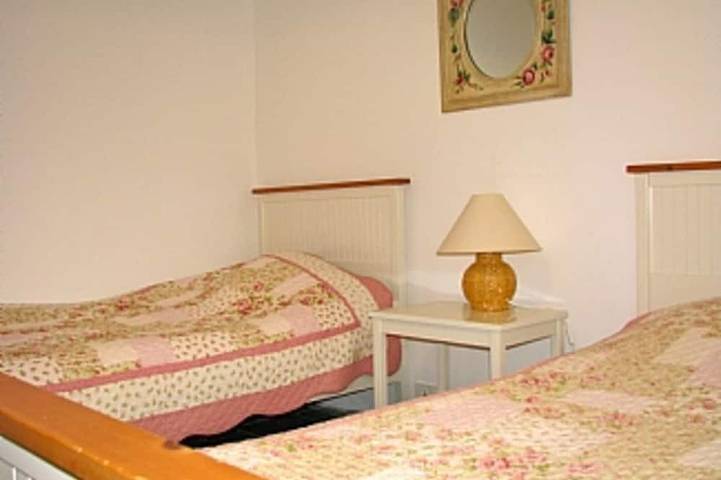 Location de vacances pour 10 personnes, avec jardin, animaux acceptés à Salernes - 4