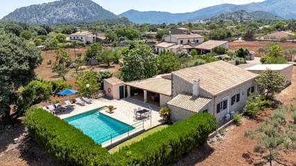 Villa in Pollença Stadt, Pollença für 8 