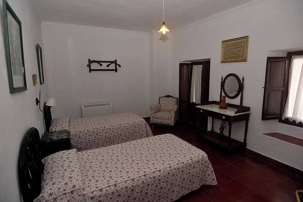 Casa Pomar En Pleno Corazón Del Pueblo De Grazalema in Grazalema, Pueblos Blancos
