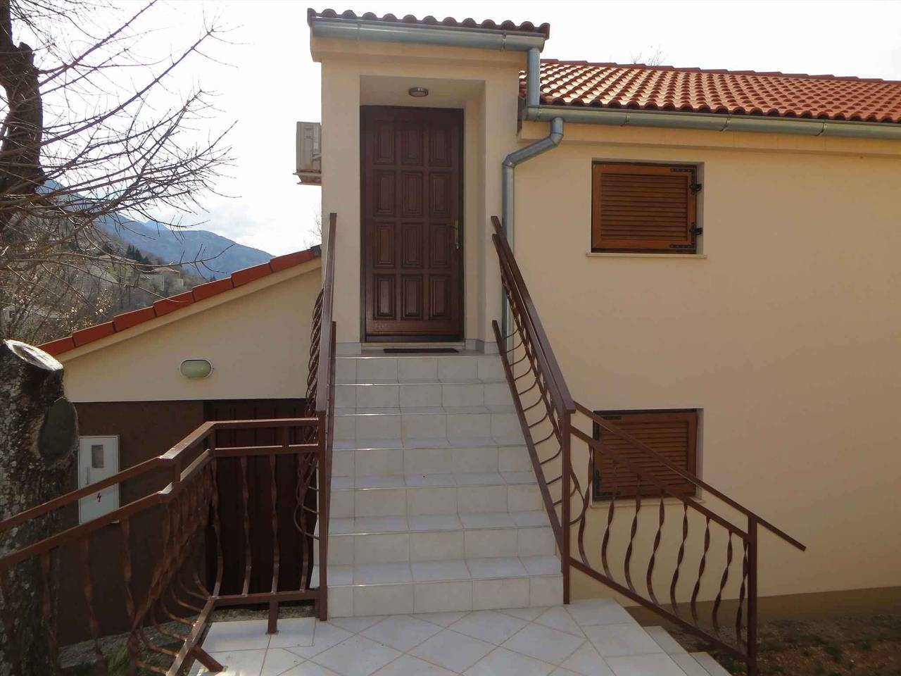 Ganze Ferienwohnung, Ferienwohnung in ruhiger Lage für Naturfreunde  in Karlobag, Naturpark Velebit